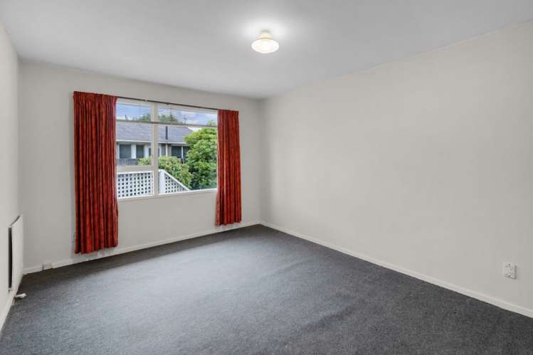 1/9 Woodcote Avenue Hornby_6