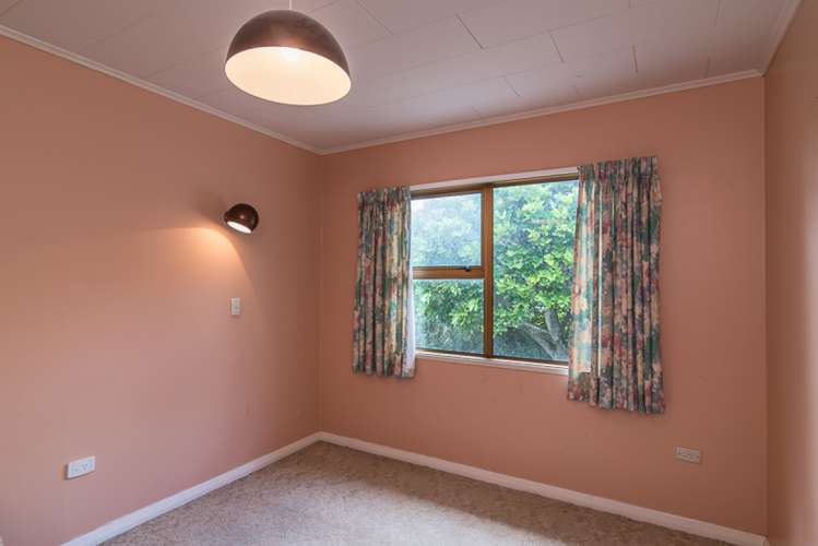 15 Knights Grove Otaki_25