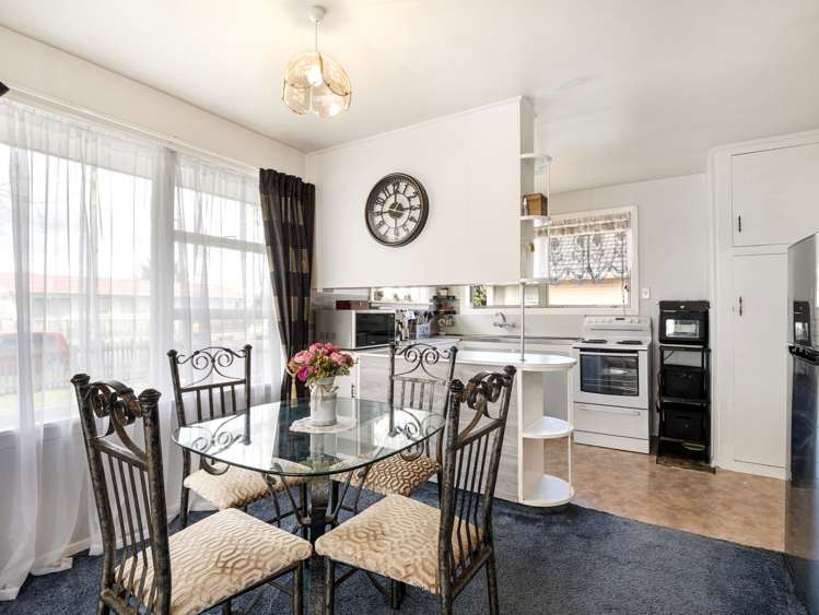 12 Carters Road Aranui_9