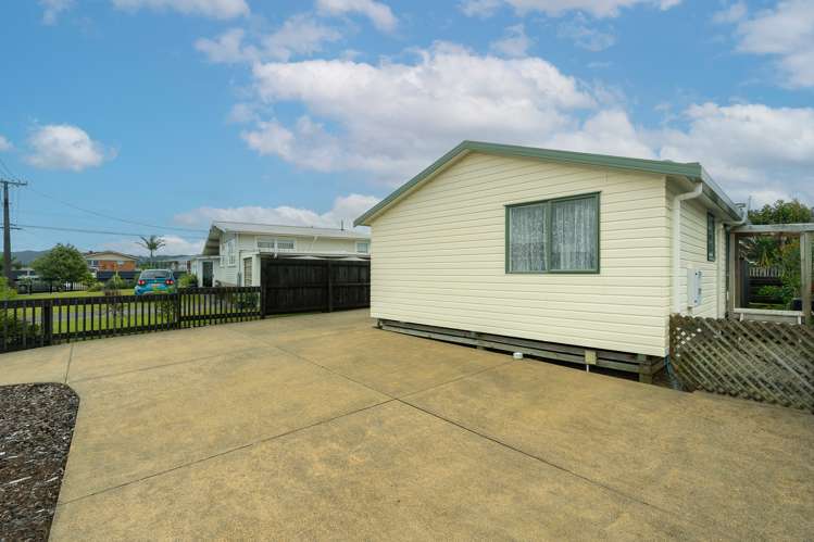 1 Rishworth Place Tikipunga_16