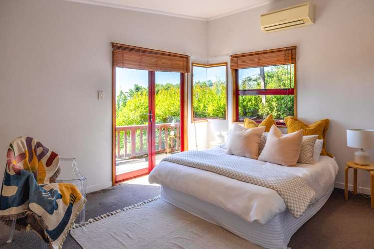 100 Trig Hill Road Onetangi_15