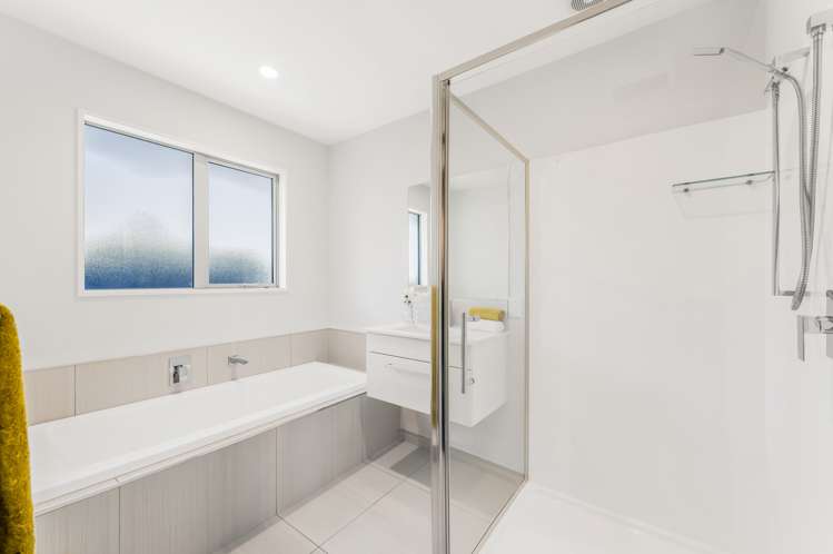 8 Temple Avenue Lincoln_22