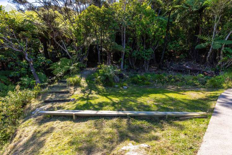 - Blackwood Bay Queen Charlotte Sound_23