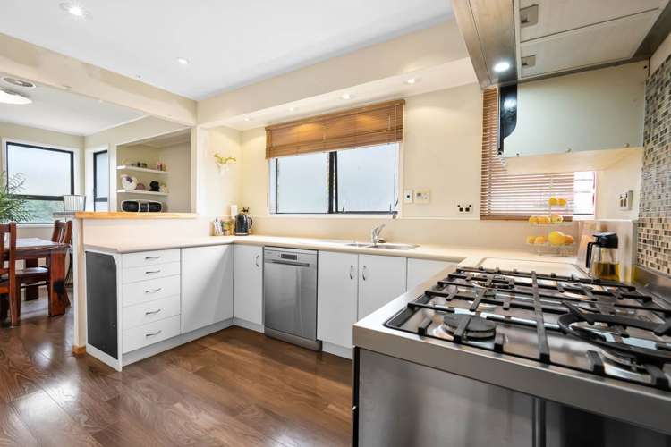 97 Langana Avenue Browns Bay_7