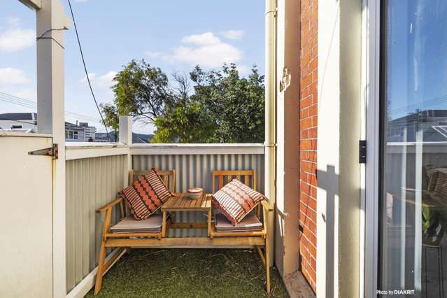 6/245 Adelaide Road Newtown_4