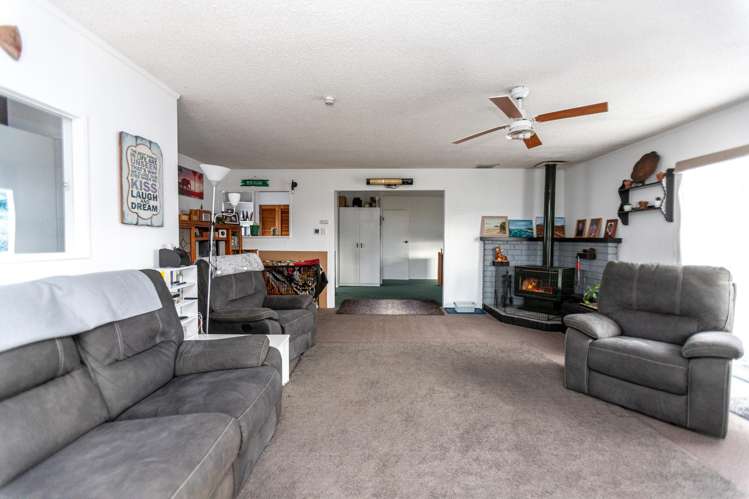 78 Station Road Paeroa_15
