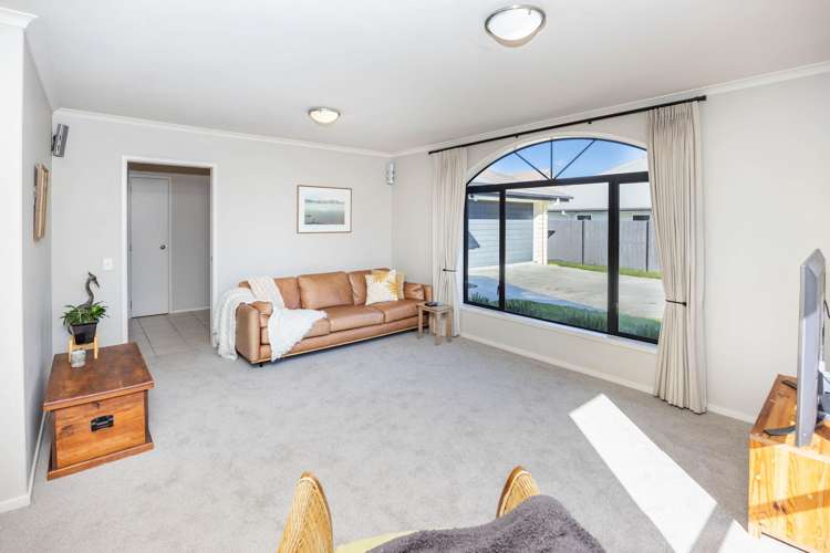 31 Nielsen Gardens_3