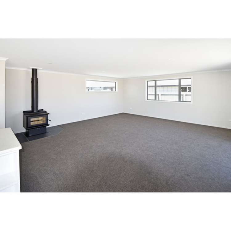 5 Lakeland Avenue Twizel_7