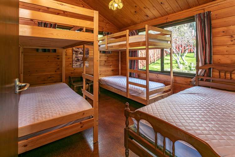 108 Oratia Place Onemana_17