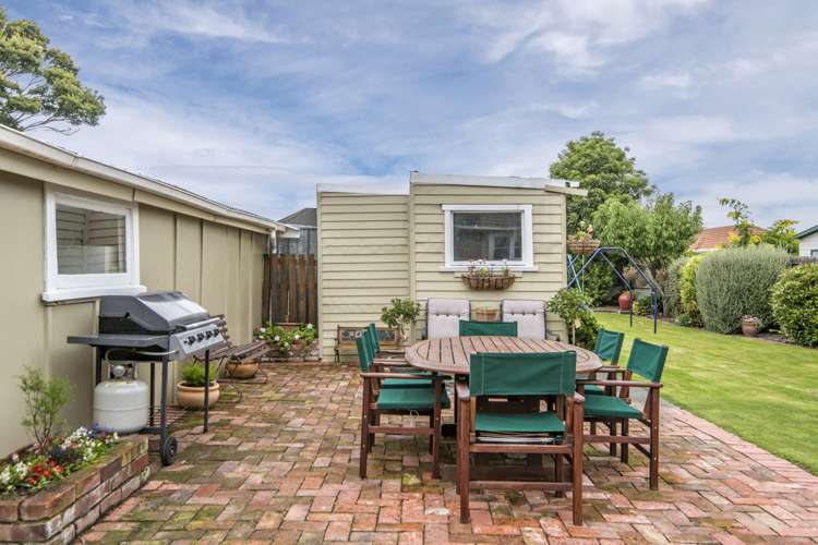 10 Farquhars Road Redwood_12