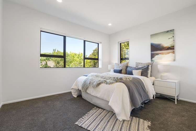 19 Sunrise Avenue Murrays Bay_21