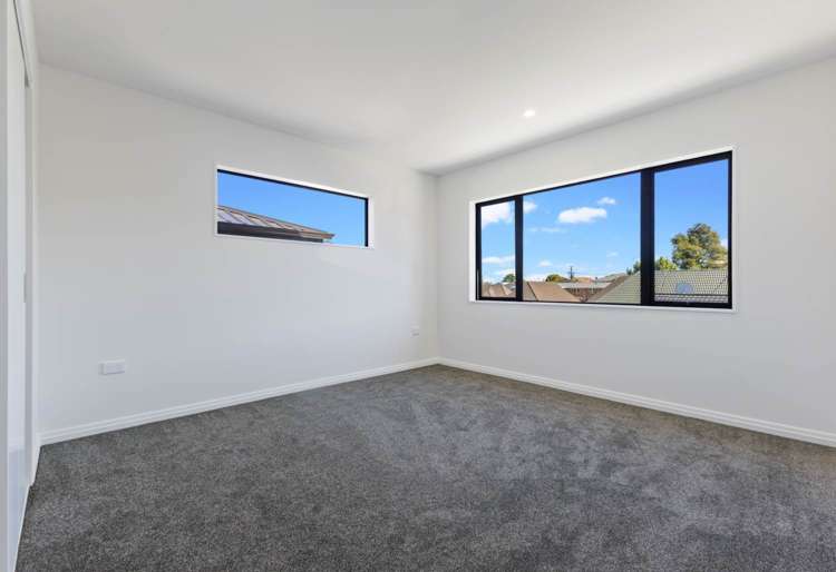 2 & 3/142 Great South Road Manurewa_13