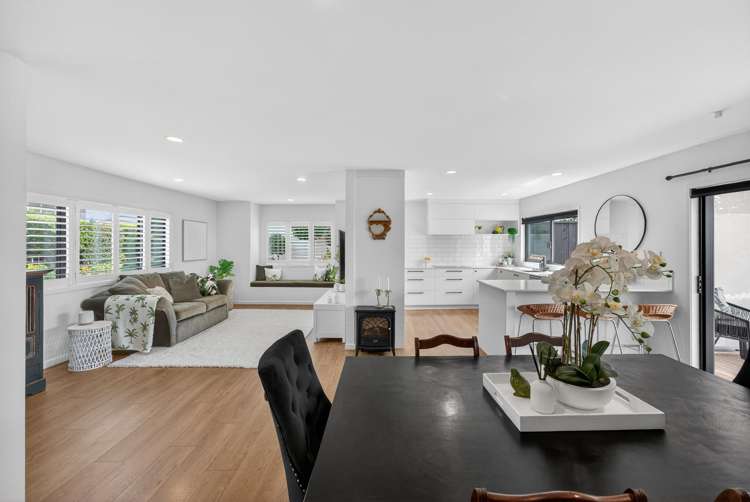 2/8 Calluna Crescent Totara Heights_5