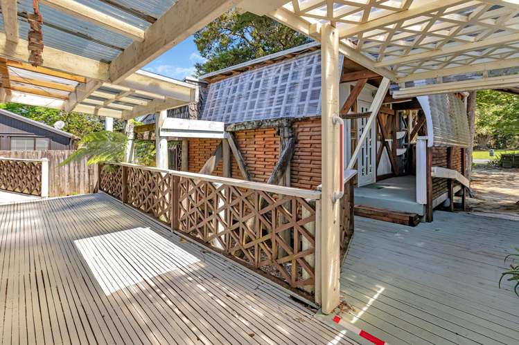 98 Paramount Parade Tikipunga_3