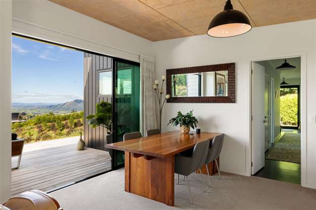 6 Tiwarawara Lane Pirongia_4
