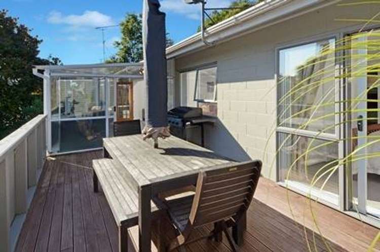 1/3 Mahuta Grove Northcote_4