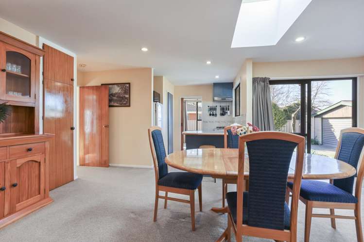 3 Manson Place Russley_14