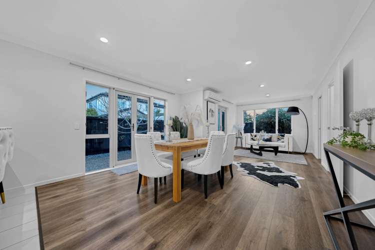 13 Bridgefield Crescent Flat Bush_11