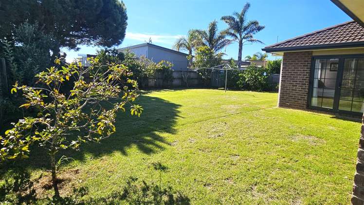 193 Ngaio Drive Matarangi_17