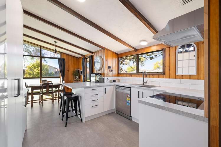 6 Colonial Place Kelvin Grove_9