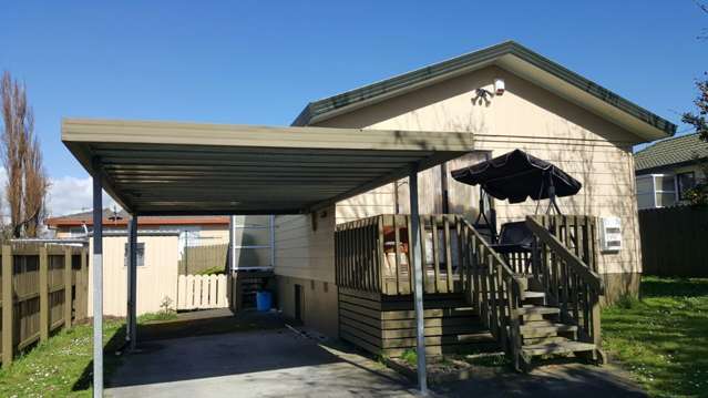 2/84 Palmers Road Clendon Park_1