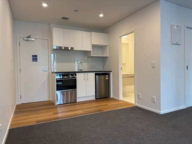 11F/100 Anzac Avenue City Centre_2