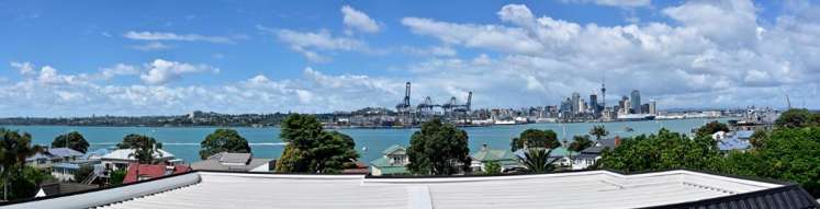 2/47 Clarence Street Devonport_16