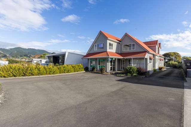 Unit 1, 33 Kapiti Road Paraparaumu_1
