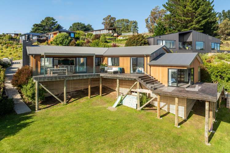 16 Doris Faigan Lane Charteris Bay_23