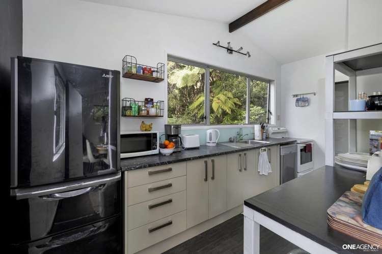 470C Stokes Valley Road Stokes Valley_15