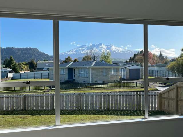 Central Ohakune 3 bedroom Home