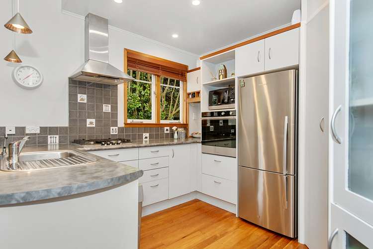 6 Strowan Avenue Fairfield_13