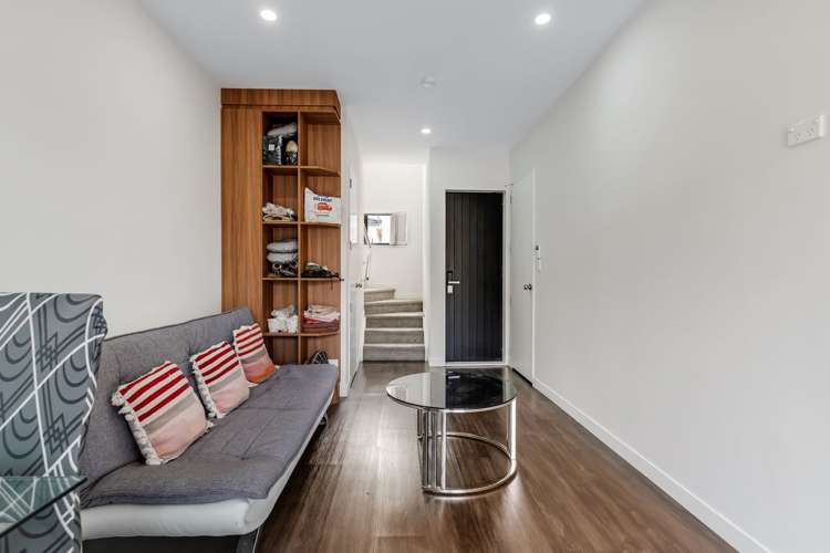 5/32 Airfield Road_2