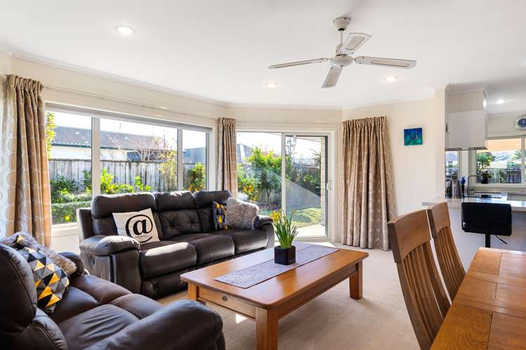 13 Roger Street Lytton West_2
