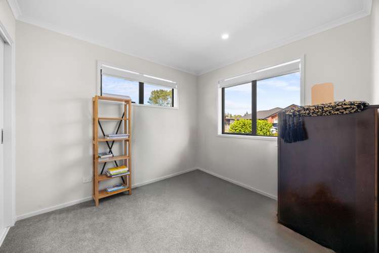 13 Leebank Crescent Riverhead_28