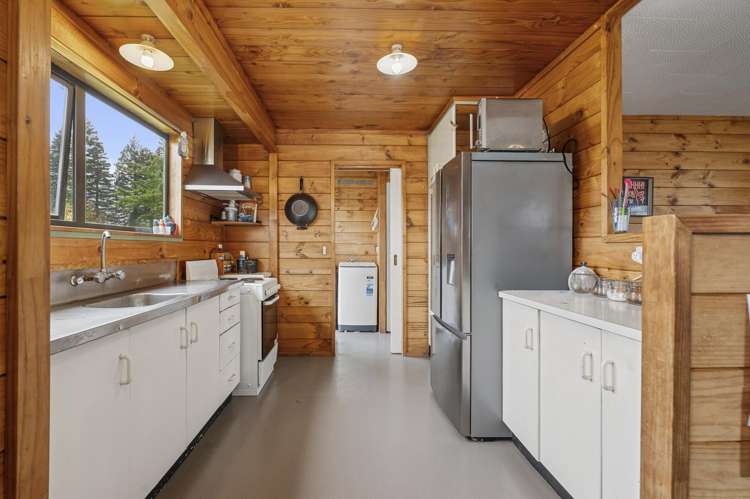 24 and 24A Shirley Street Mangakakahi_15