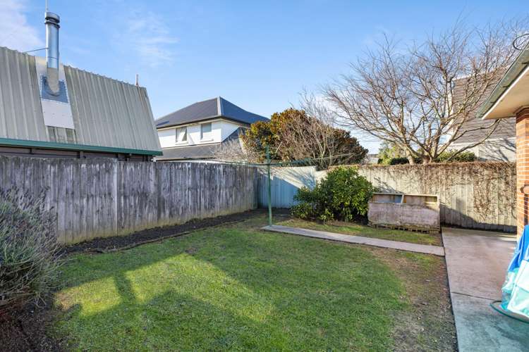 47 Clare Road St Albans_12