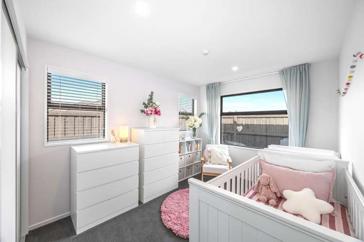 60 Quinn Crescent Woodend_10