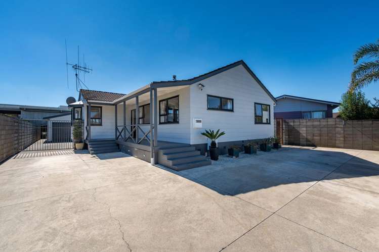 18 Jasmine Avenue Dinsdale_0