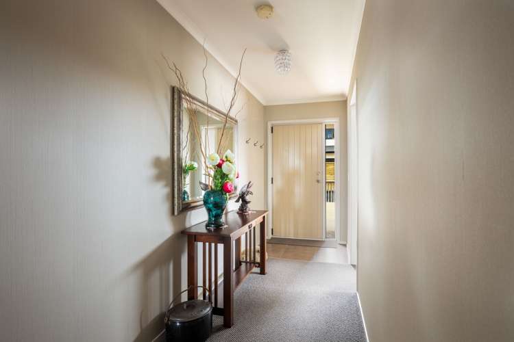 11f Lemont Place Westown_1