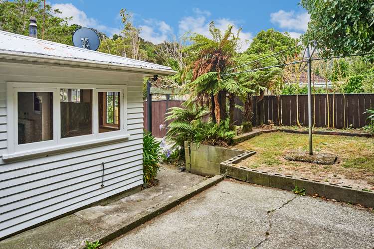 72 Hair Street Wainuiomata_17