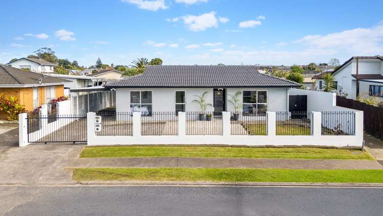 22 Chelburn Crescent Mangere East_12