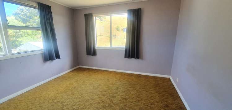 12 Whangaimoana Beach Road Pirinoa_7