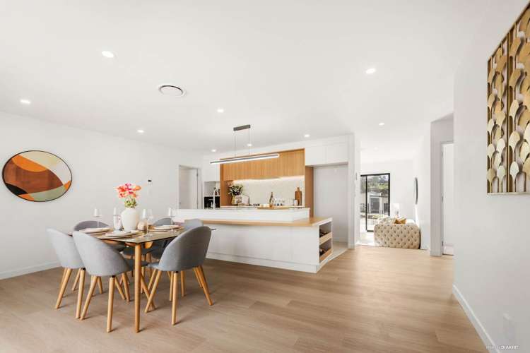 7 Kauri Gum Rise Swanson_6