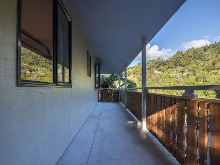 782 Queen Charlotte Drive Havelock_19