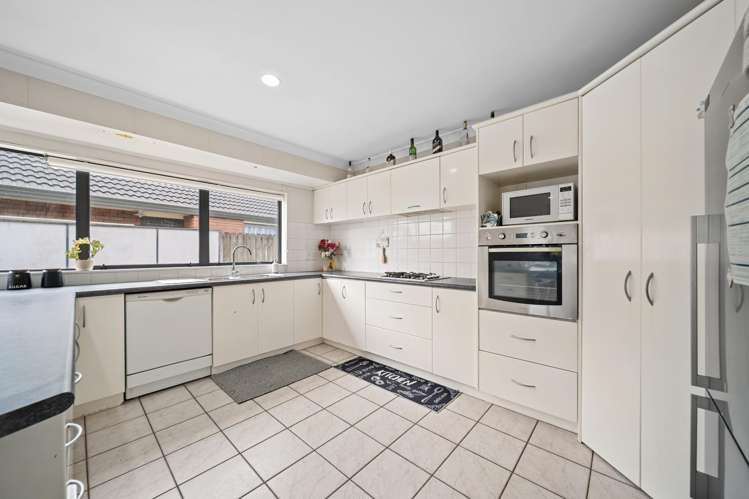 32 Longford Park Drive Takanini_8