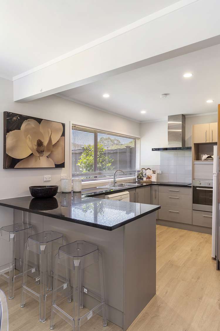 1/143 Reeves Road Pakuranga Heights_27