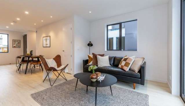 1/210 Hereford Street City Centre_2