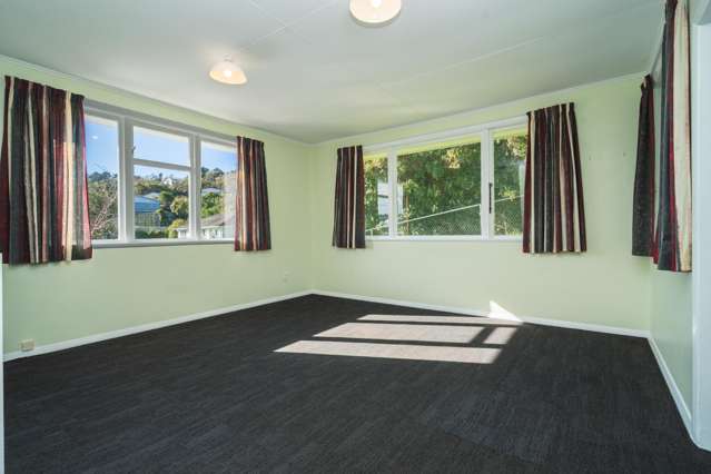 344 Warspite Avenue Waitangirua_3