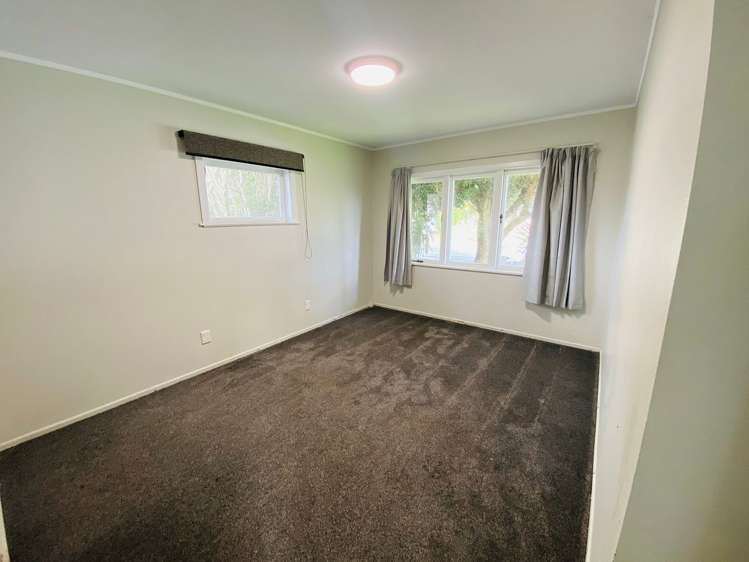 43 Shirley Avenue Papakura_9